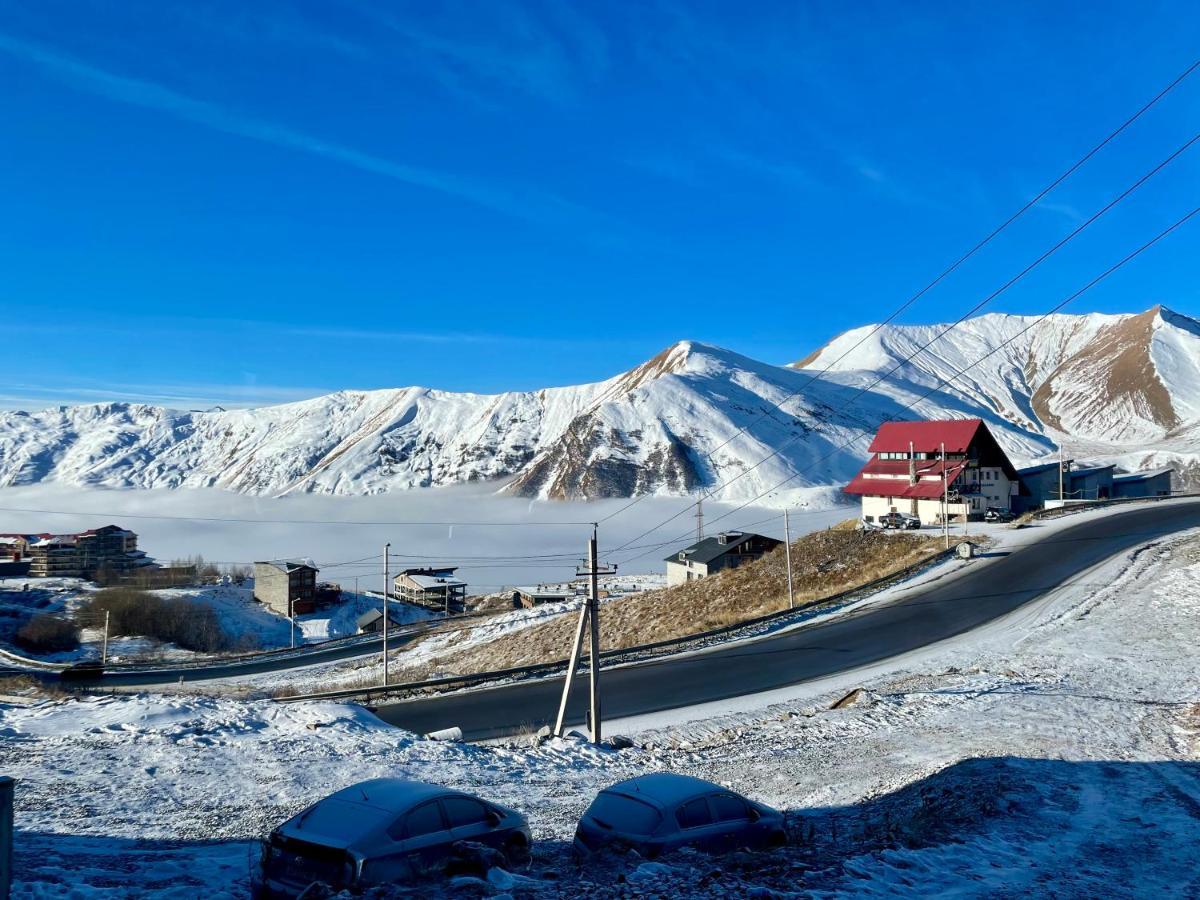 Gudauri Hillsite Hotel Exterior photo