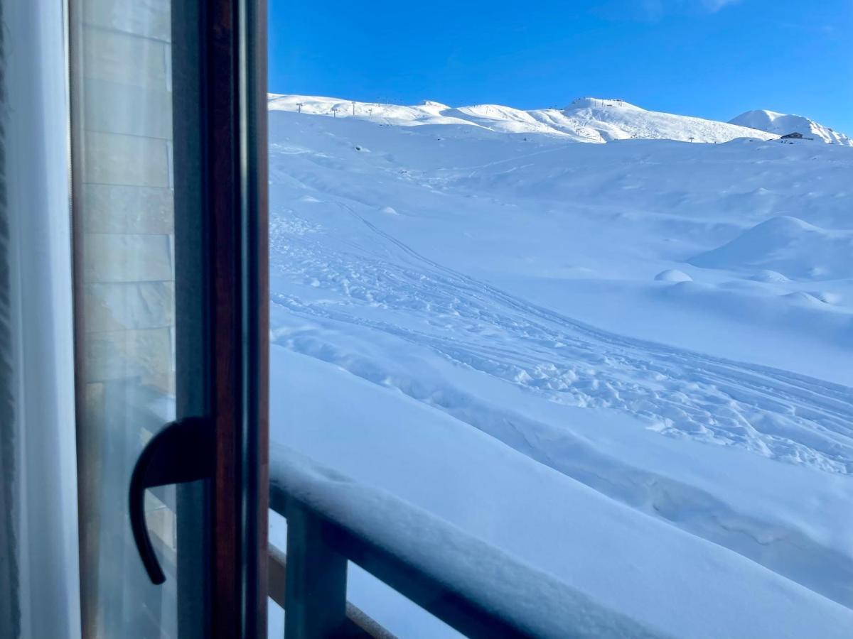 Gudauri Hillsite Hotel Exterior photo